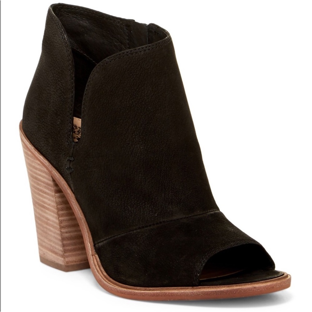 Vince camuto Katleen peep toe boots black sz 8.5 m
